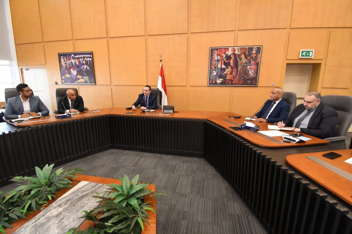 2DEE4C5B-BBBF-484A-A9D3-1EDD9438545A